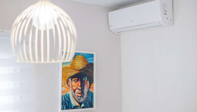 Перепродажа - отдельная вилла - Orihuela