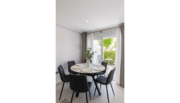 Resale - Bungalow - Orihuela - Orihuela Costa