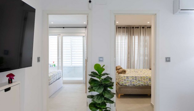 Resale - Bungalow - Orihuela - Orihuela Costa