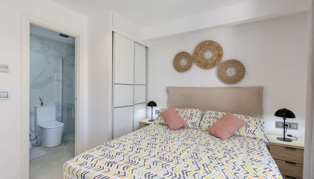 Resale - Bungalow - Orihuela - Orihuela Costa