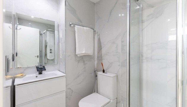 Resale - Bungalow - Orihuela - Orihuela Costa