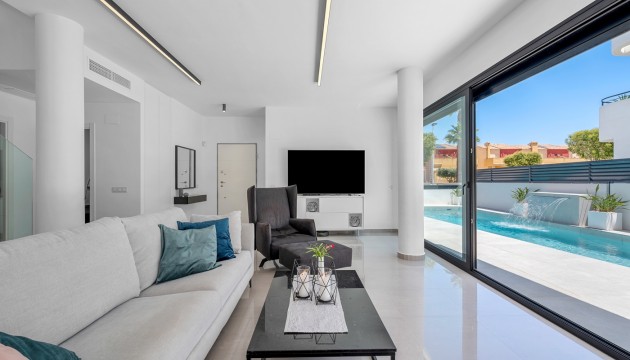 Resale - Detached Villa - Guardamar del Segura