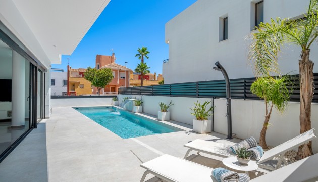 Resale - Detached Villa - Guardamar del Segura