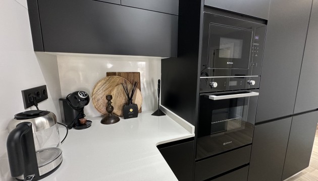 Resale - Apartment - Orihuela Costa - Punta Prima