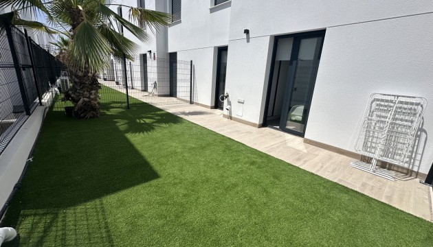 Resale - Apartment - Orihuela Costa - Punta Prima