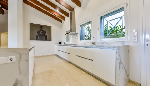 Reventa - Chalet Independiente - Altea