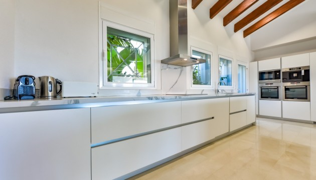 Reventa - Chalet Independiente - Altea