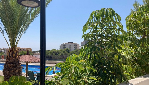 Resale - Apartment - Orihuela Costa - Los Dolses