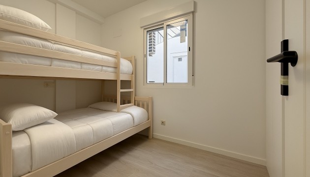 Resale - Apartment - Orihuela Costa - La Zenia