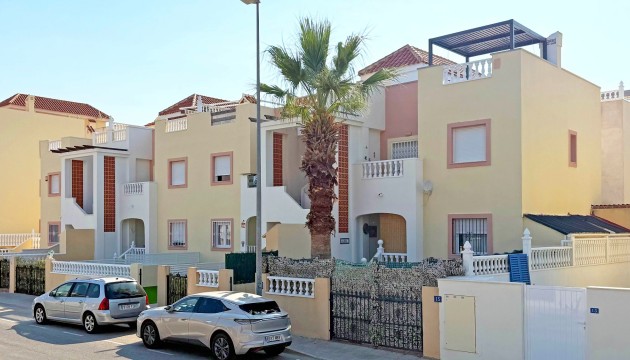 Resale - Apartment - Orihuela Costa - La Zenia