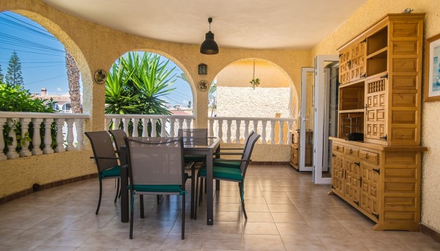 Resale - Detached Villa - Torrevieja - La Siesta