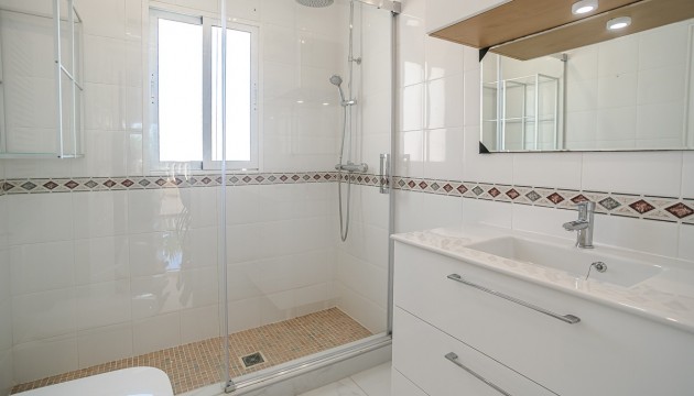 Resale - Detached Villa - Torrevieja - La Siesta