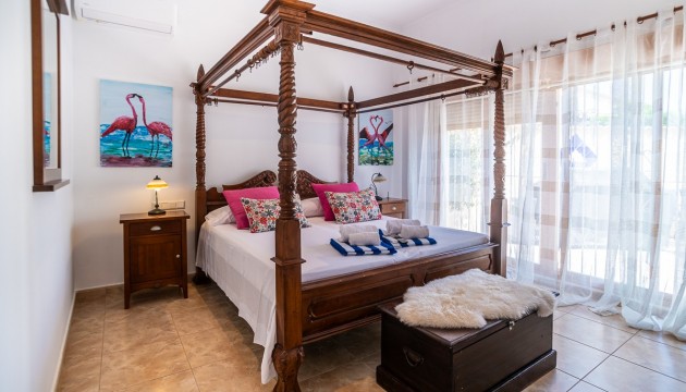 Resale - Detached Villa - Torrevieja - La Siesta