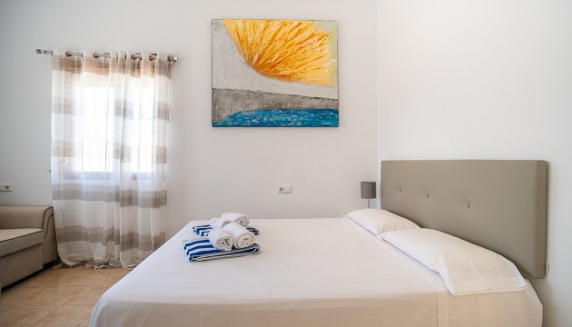 Resale - Detached Villa - Torrevieja - La Siesta