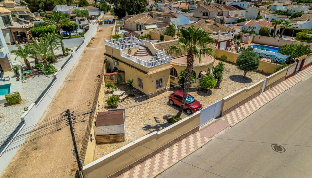 Resale - Detached Villa - Torrevieja - La Siesta