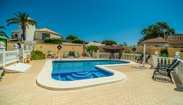 Resale - Detached Villa - Torrevieja - La Siesta