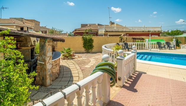 Resale - Detached Villa - Torrevieja - La Siesta