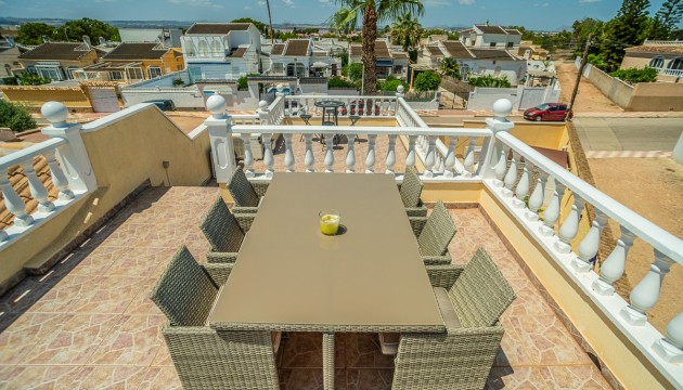 Resale - Detached Villa - Torrevieja - La Siesta