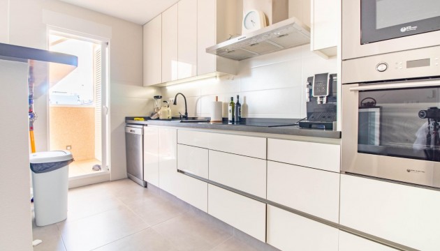 Resale - Bungalow - Torrevieja - Punta Prima