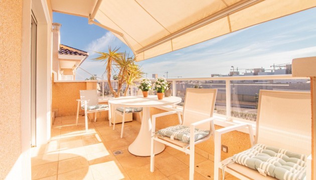 Resale - Bungalow - Torrevieja - Punta Prima