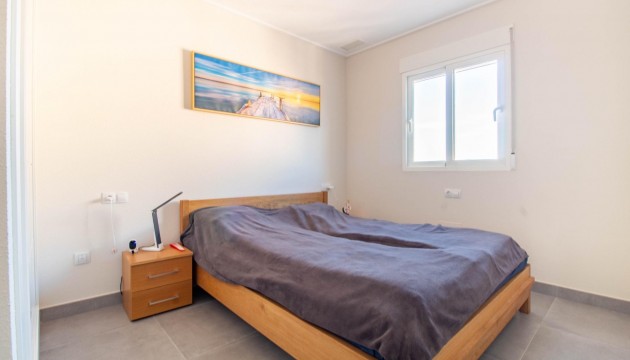 Resale - Bungalow - Torrevieja - Punta Prima