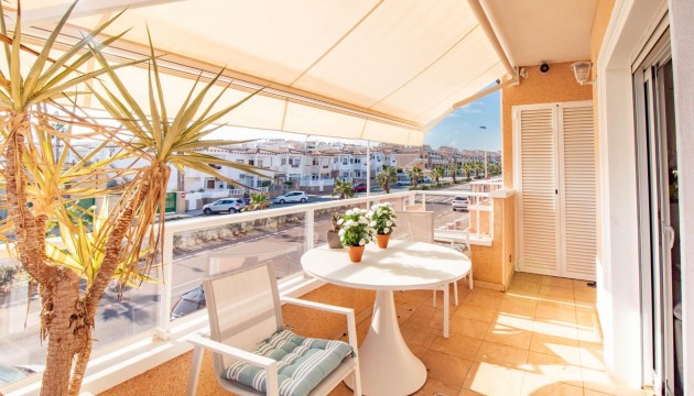Resale - Bungalow - Torrevieja - Punta Prima