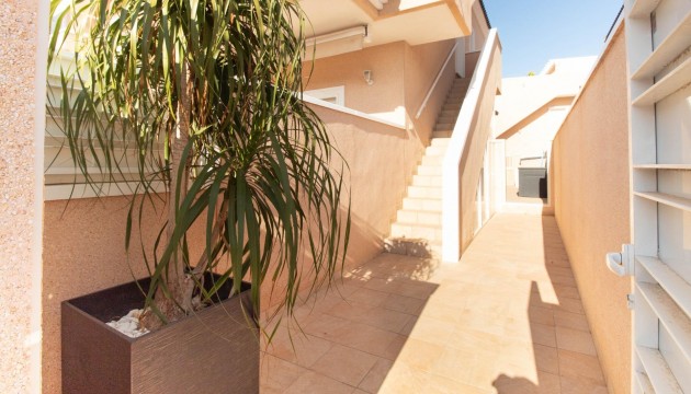 Resale - Bungalow - Torrevieja - Punta Prima