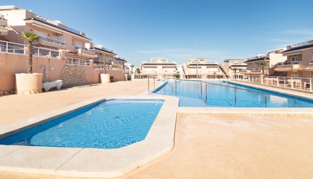 Resale - Bungalow - Torrevieja - Punta Prima