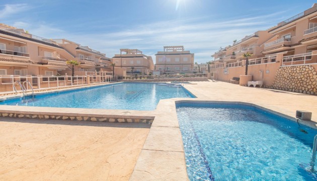 Resale - Bungalow - Torrevieja - Punta Prima