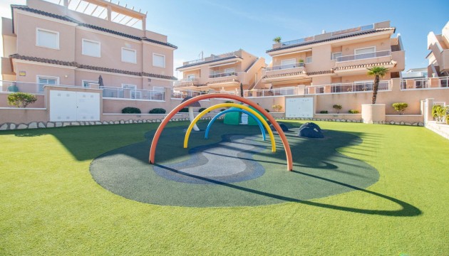 Resale - Bungalow - Torrevieja - Punta Prima