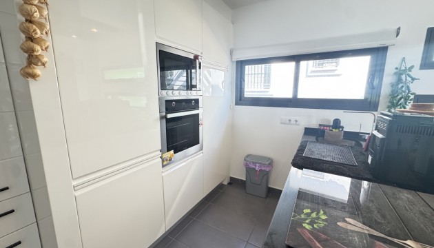 Resale - Bungalow - Orihuela Costa - Villamartín