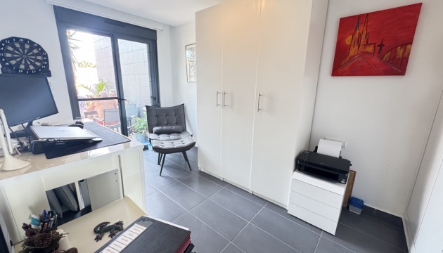 Resale - Bungalow - Orihuela Costa - Villamartín