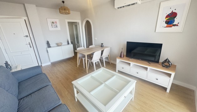 Resale - Apartment - Orihuela Costa - Campoamor