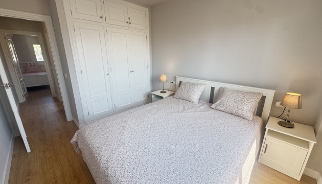 Resale - Apartment - Orihuela Costa - Campoamor