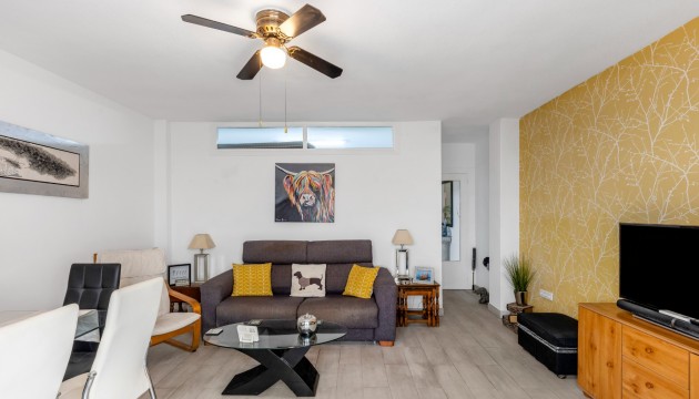 Herverkoop - Apartment - Torrevieja - Playa del Cura