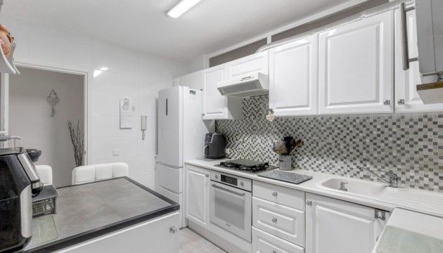 Resale - Apartment - Torrevieja - Playa del Cura