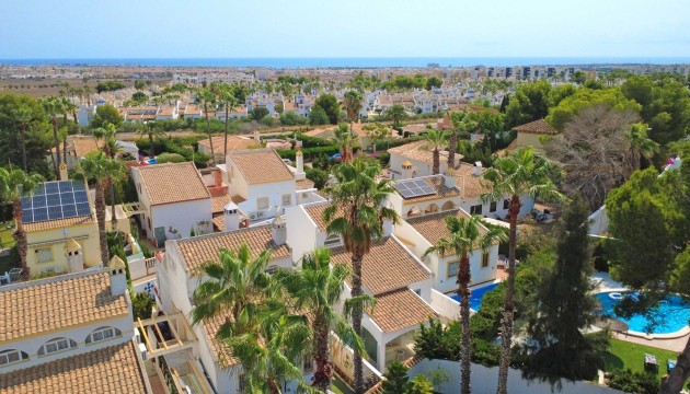 Resale - Detached Villa - Orihuela Costa - Villamartín