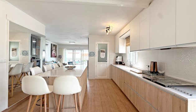 Resale - Detached Villa - Orihuela Costa - Villamartín