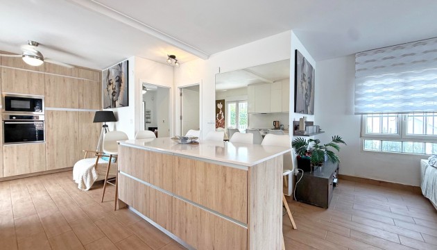 Resale - Detached Villa - Orihuela Costa - Villamartín