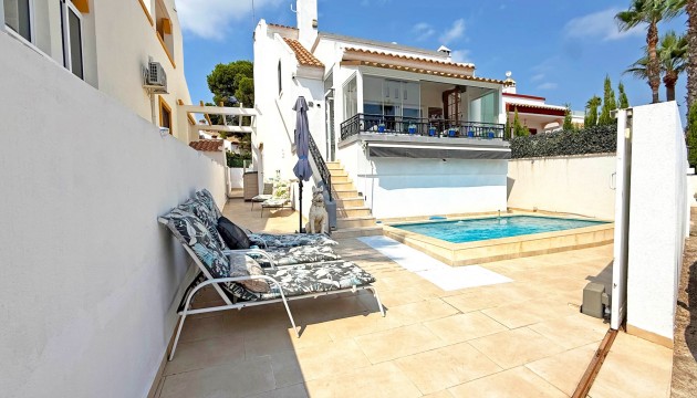 Resale - Detached Villa - Orihuela Costa - Villamartín