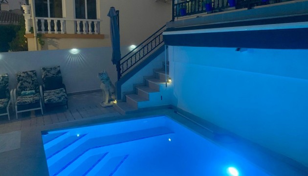 Resale - Detached Villa - Orihuela Costa - Villamartín