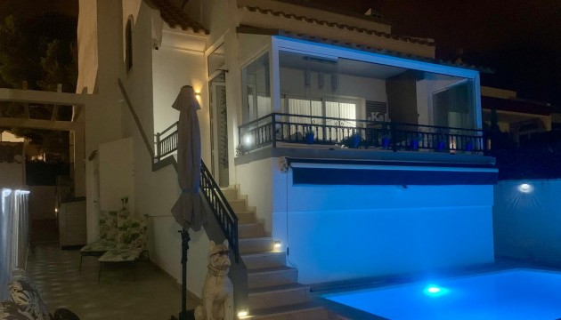 Resale - Detached Villa - Orihuela Costa - Villamartín