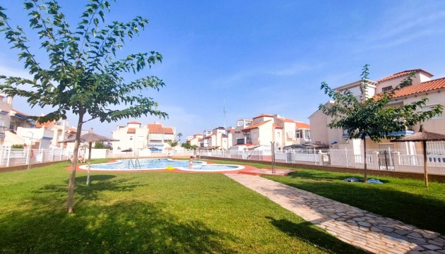 Resale - Bungalow - Orihuela Costa - Playa Flamenca