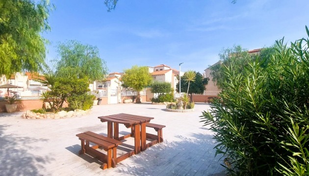 Resale - Bungalow - Orihuela Costa - Playa Flamenca