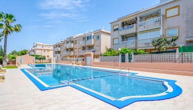 Resale - Apartment - Torrevieja - Nueva Torrevieja - Aguas Nuevas