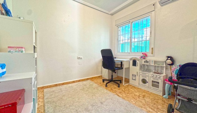 Resale - Detached Villa - Guardamar del Segura - El Raso