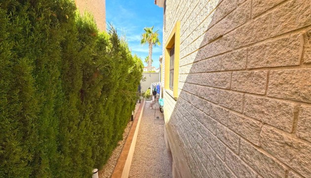 Resale - Detached Villa - Guardamar del Segura - El Raso