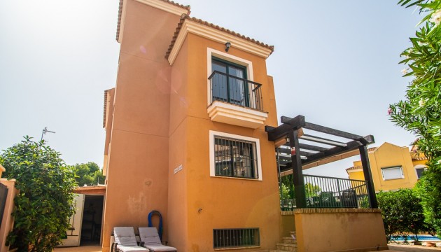 Resale - House - Torrevieja - Los Balcones - Los Altos del Edén