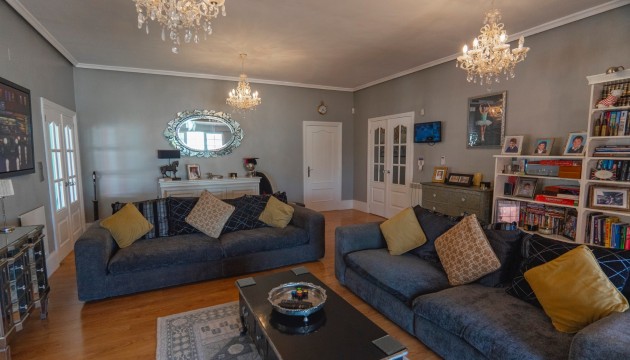 Resale - Detached Villa - Las Heredades - Heredades