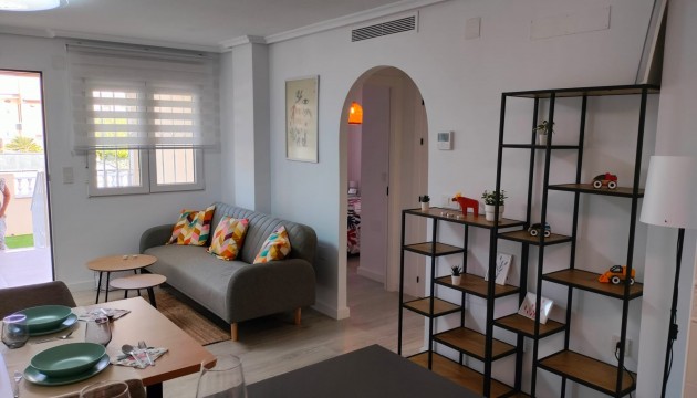 Resale - Apartment - Orihuela Costa - La Zenia